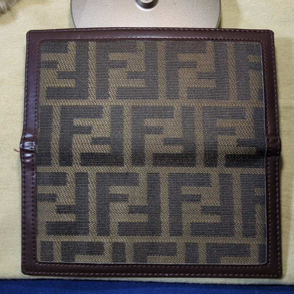 Vintage Fendi Brown/Gold Zucca Continental Wallet / FFCharm/CheckBook Insert$250 - Picture 9 of 14